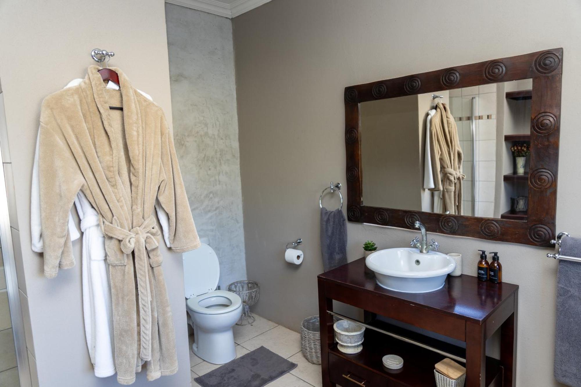 Grootvlakte Farm Apartment Somerset East